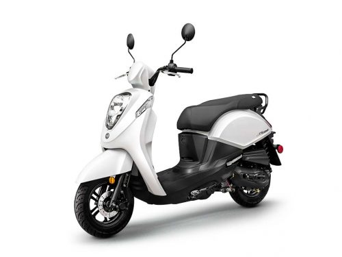 White MIO 50 scooter for sale, EZ Bike and Scooters of North Hampshire